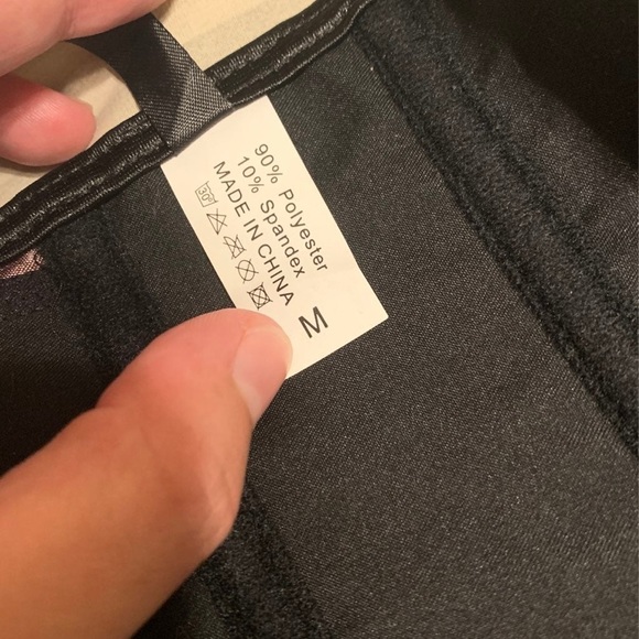 corset - Picture 4 of 5